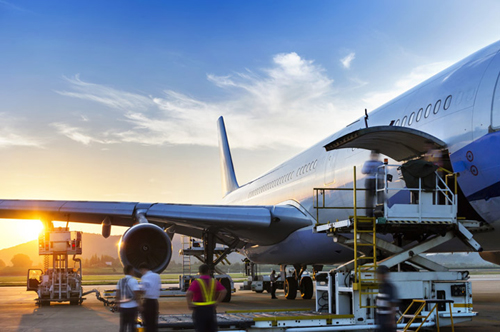 54e5c567110c0 transporte aereo shutterstock 154998557