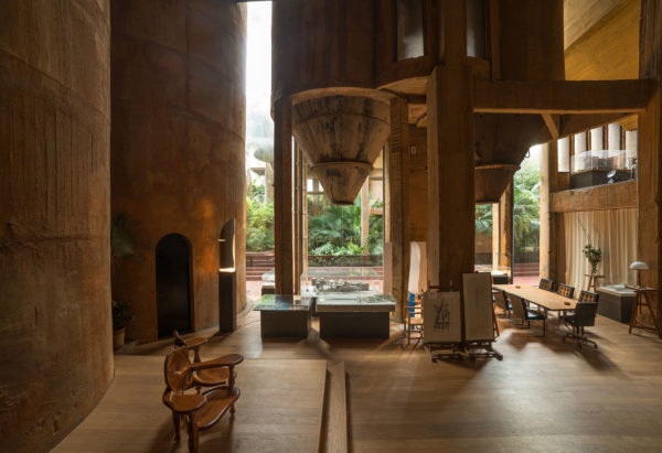 CARBONELL DSC0520 600x411