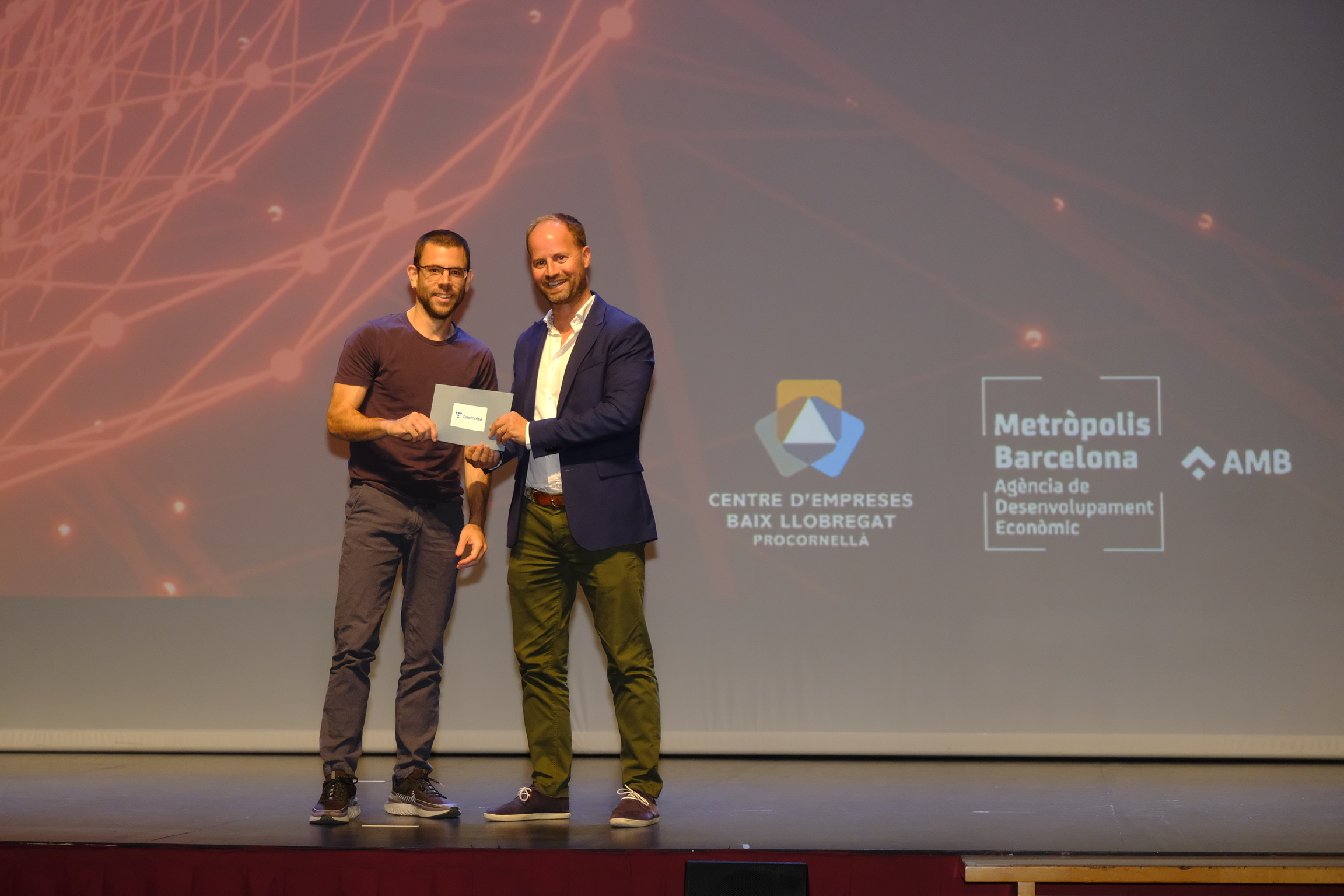 premis innovacio metropolitana Mapsi photonics rep el premi Telefónica