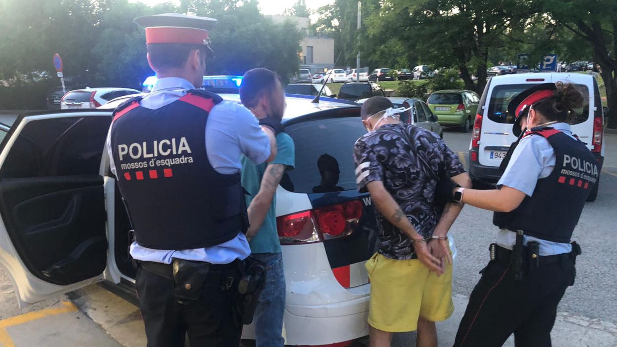 200524 lladresenxampats font mossos